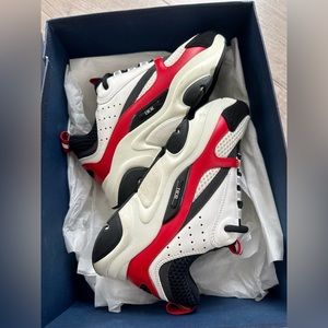 CHRISTIAN DIOR B22 SNEAKERS RED WHITE BLACK 100% AUTHENTIC COMES WITH BOX $1200